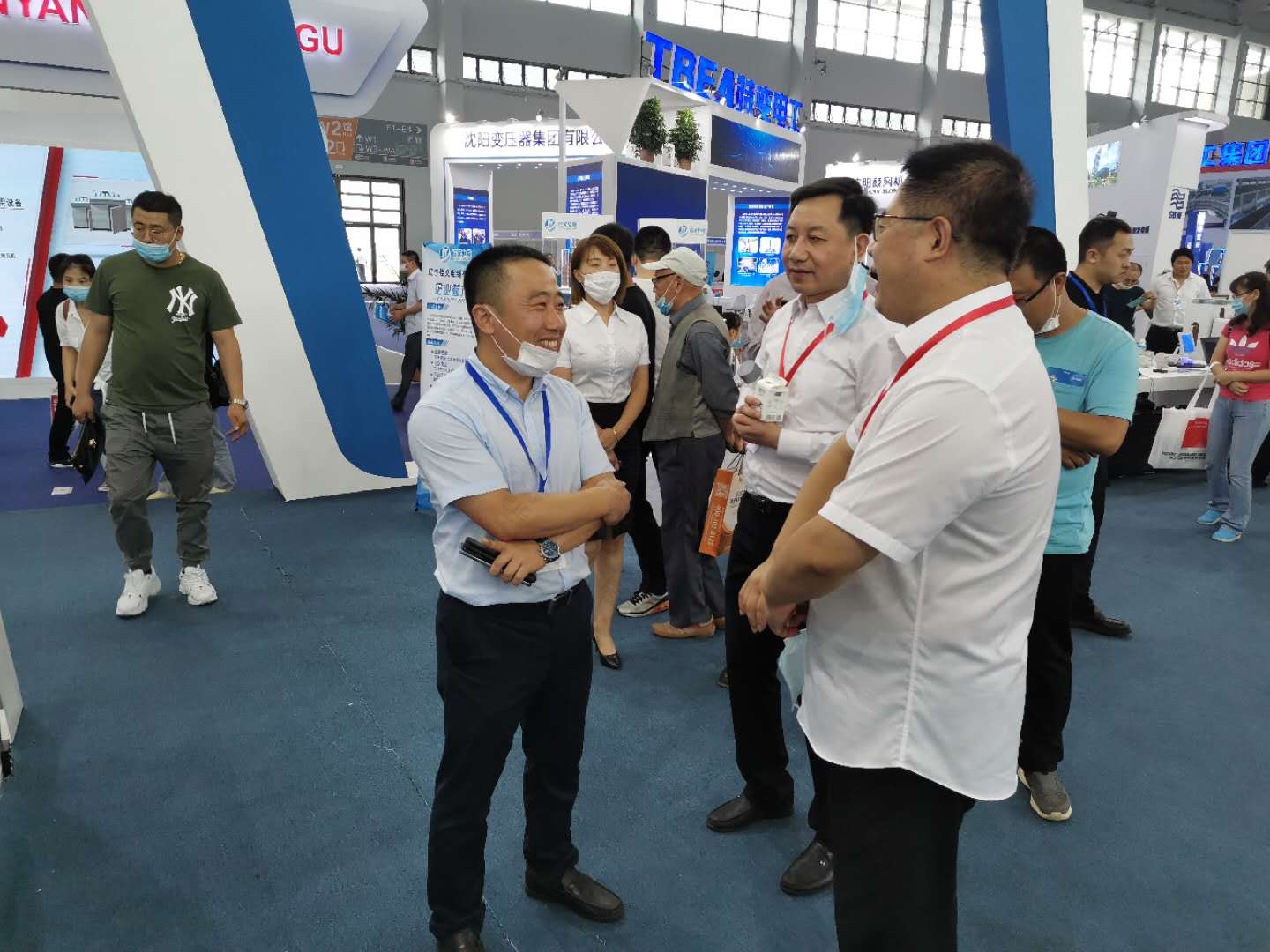 制博会即将落幕，半岛平台精彩继续(图1)